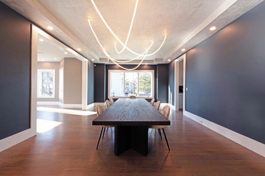 16-Petrini-Circle-Dining-Room1