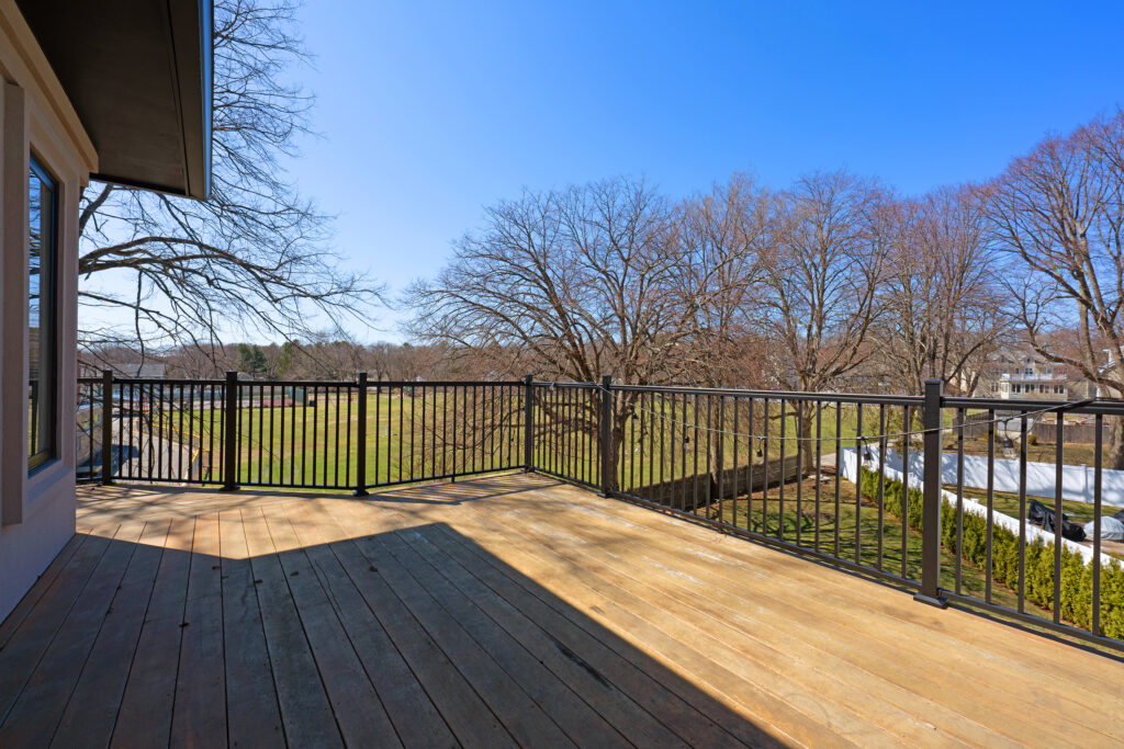 21-Callahan-Exterior7